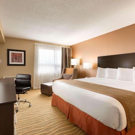 Park Inn By Radisson Toronto-Markham Extérieur photo