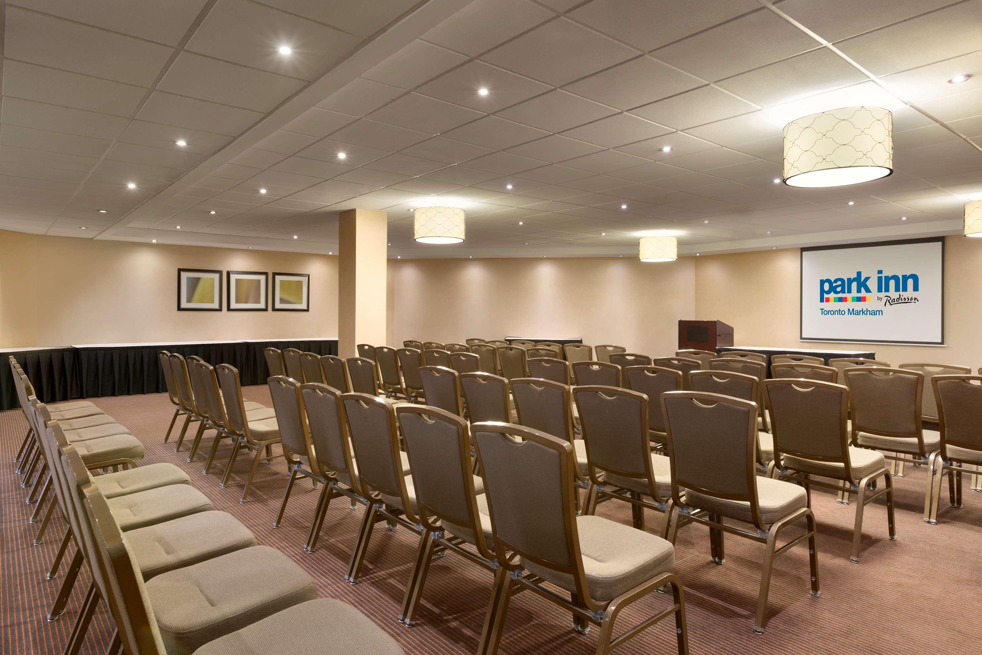 Park Inn By Radisson Toronto-Markham Extérieur photo
