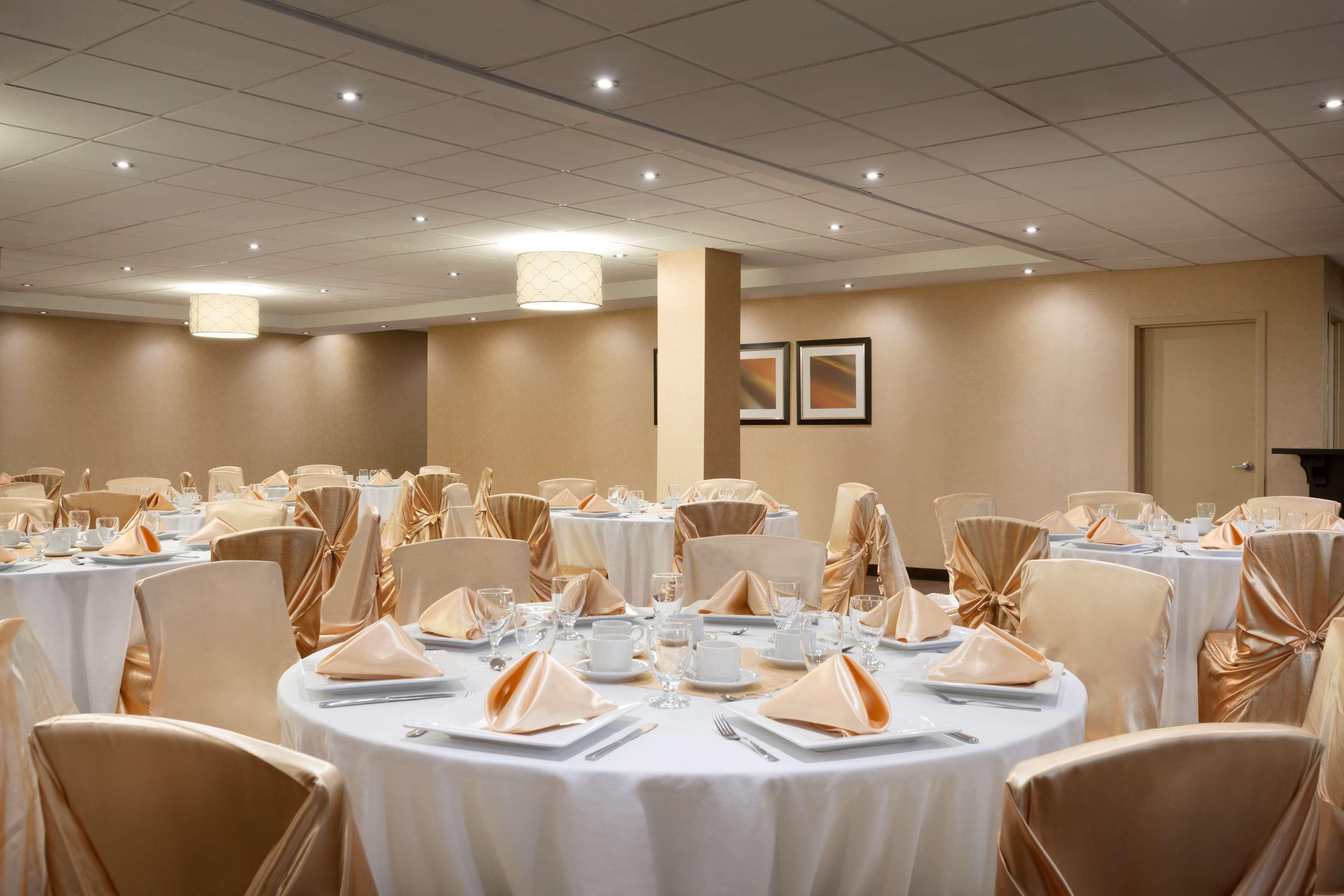 Park Inn By Radisson Toronto-Markham Extérieur photo