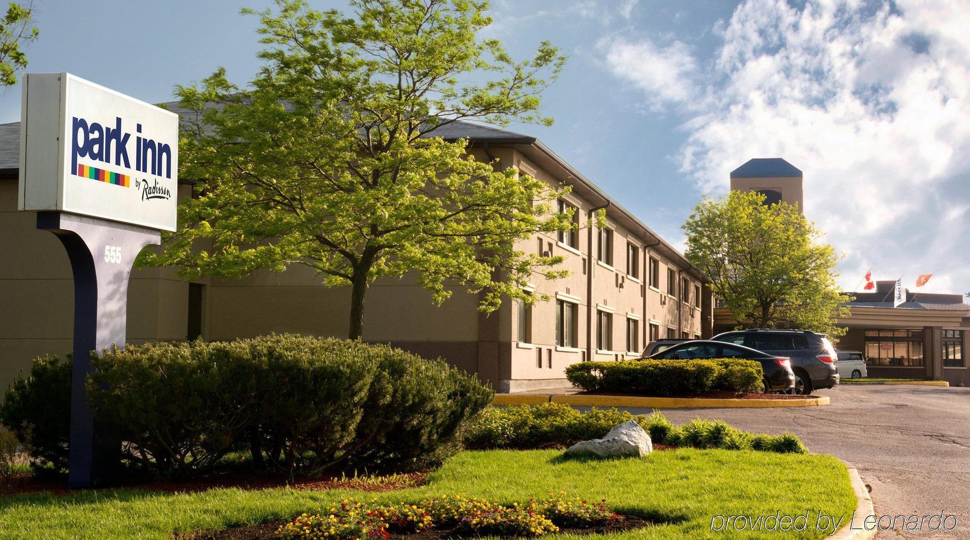 Park Inn By Radisson Toronto-Markham Extérieur photo